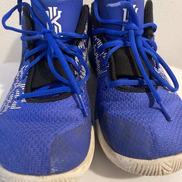 Nike Kyrie Flytrap II Duke AO4436-402 Racer Blue Mens Basketball Shoes Sneakers - Picture 3 of 11